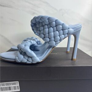 BOTTEGA VENTEA Women’s Curve Sandal - 39